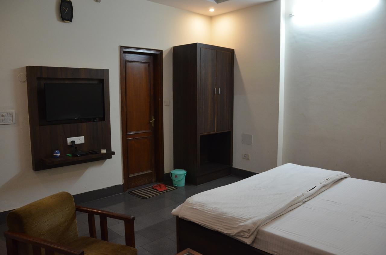 Hotel Aroma Inn Sirsa Εξωτερικό φωτογραφία