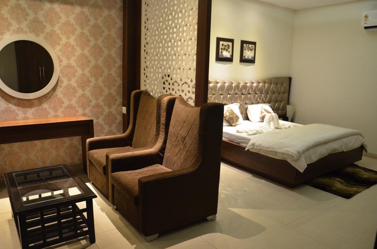 Hotel Aroma Inn Sirsa Εξωτερικό φωτογραφία